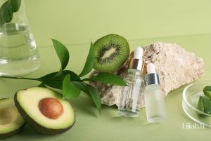 Seerumi ja puhdistusaine ovat tärkeitä kasvojenhoitotuotteita